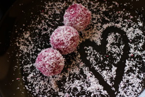 Raw cviklové guličky