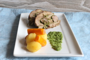 Jahňacie stehno plnené bylinkami