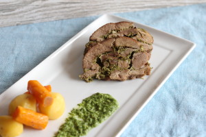 Jahňacie stehno plnené bylinkami