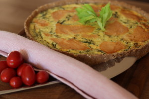 Quiche s kelom a lososom