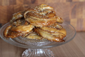 Kardemummabullar (Kardamónové buchtičky)