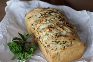 Babka s kozím syrom