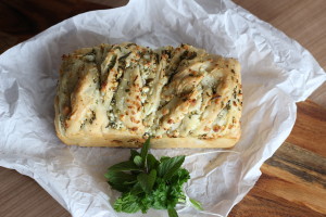 Babka s kozím syrom