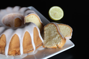 Citrónová bábovka s polevou