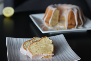 Citrónová bábovka s polevou