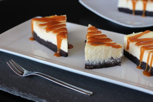 Brownie Cheesecake so slaným karamelom